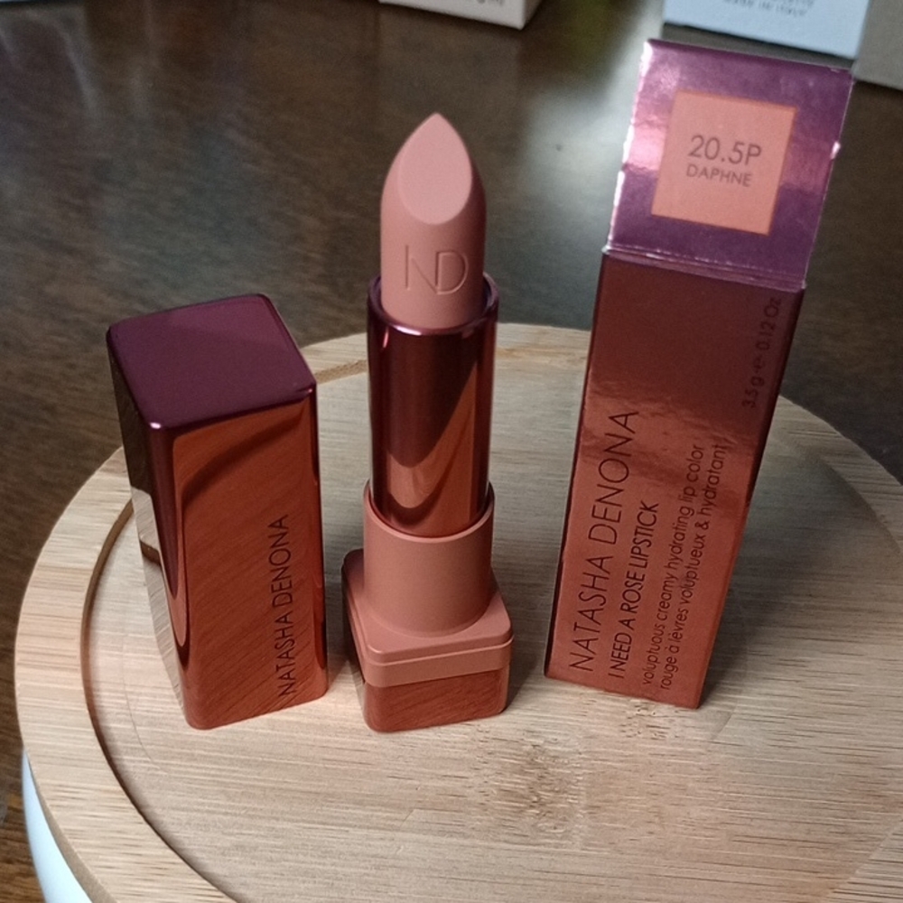 Natasha Denona I Need a Rose Lipstick — Daphne Nude Pink
